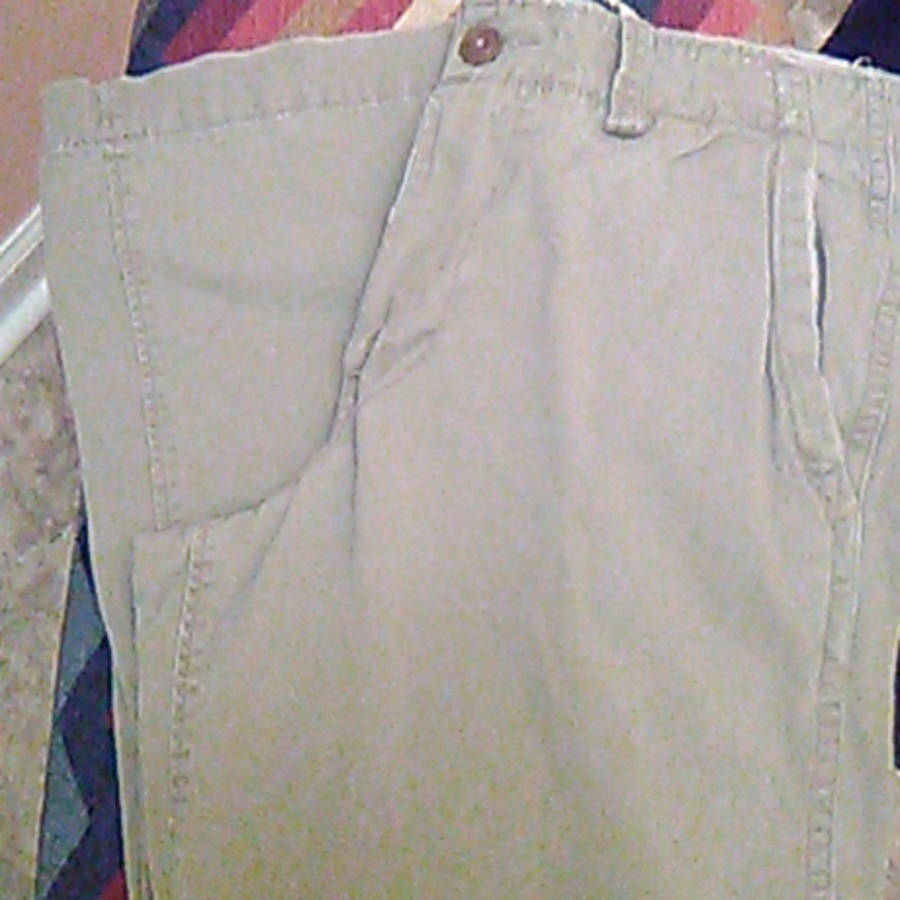 Men's AE khaki pants